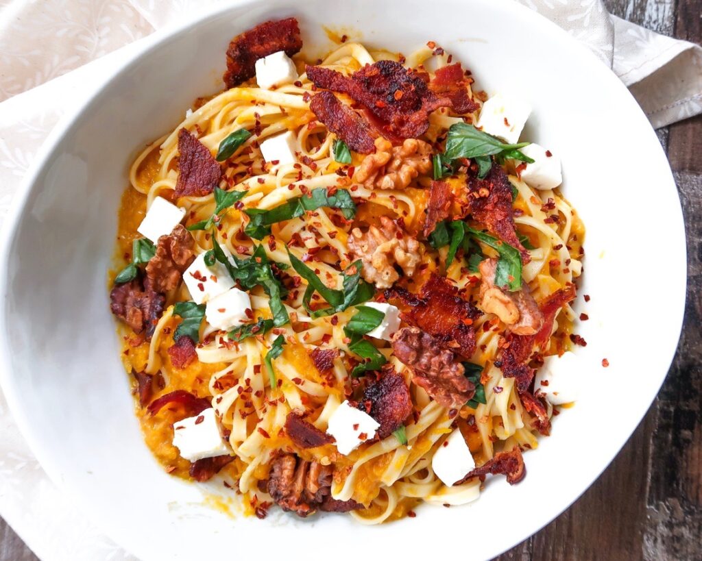 Featured image of post Steps to Make Pumpkin And Feta Pasta Sauce